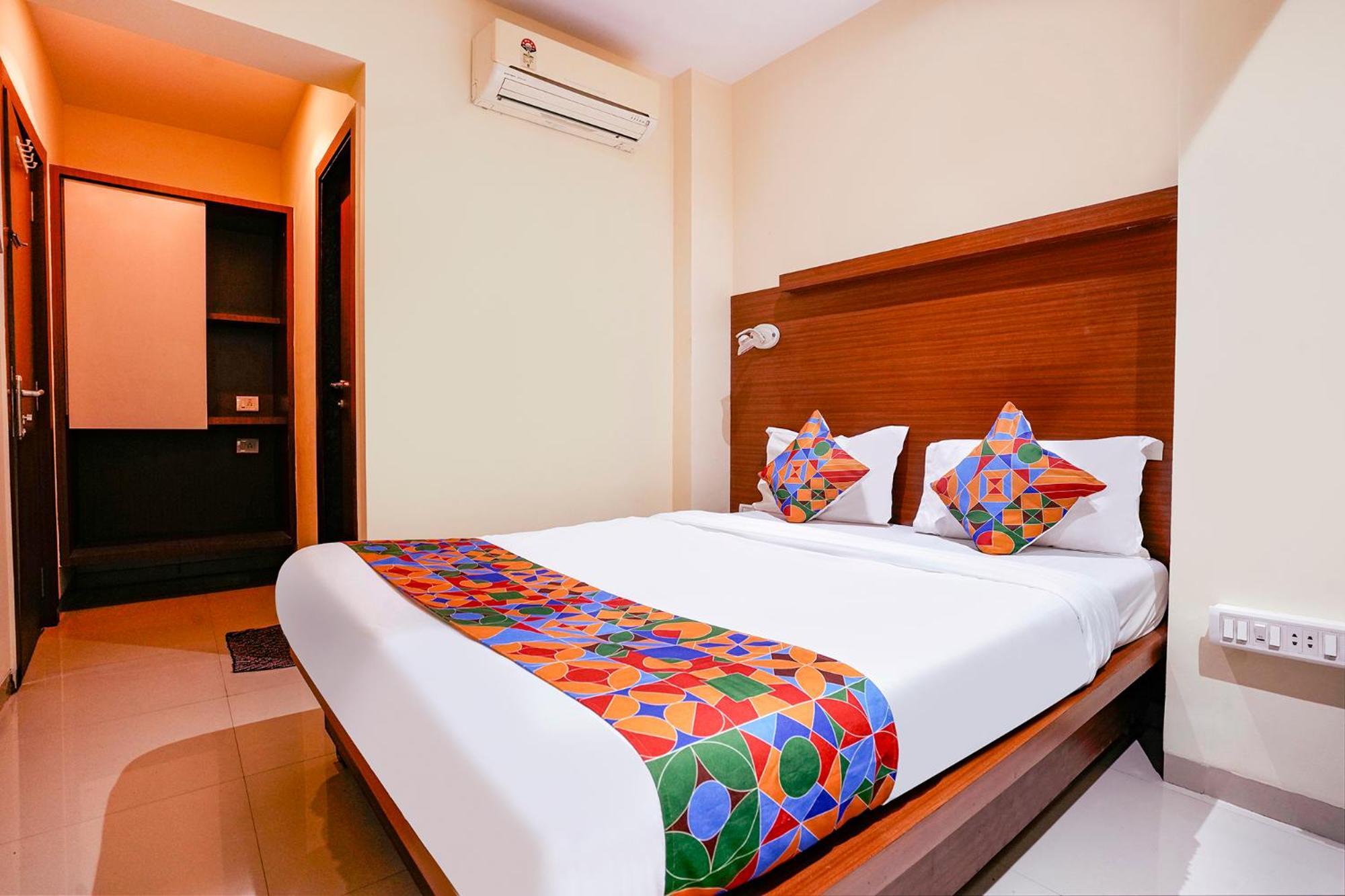 Fabhotel Everest Vashi Extérieur photo